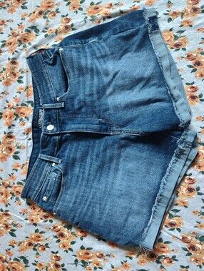 Signature by Levi Strauss Mid-Blue Denim Shorts
